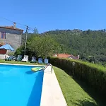Casa Do Telhado Дом отдыха Виейра-ду-Минью