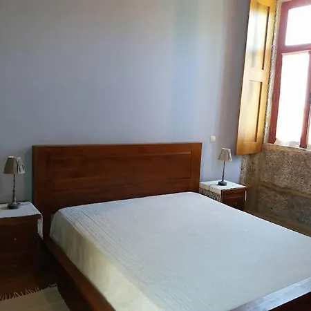 Casa Do Telhado بيت للعطل *