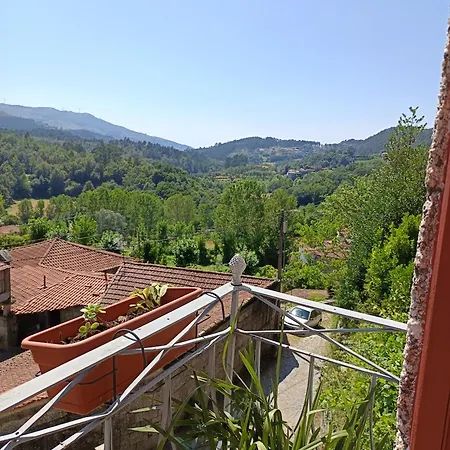 Casa Do Telhado * فييرا دو مينهو