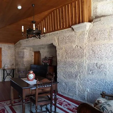 Casa Do Telhado فييرا دو مينهو