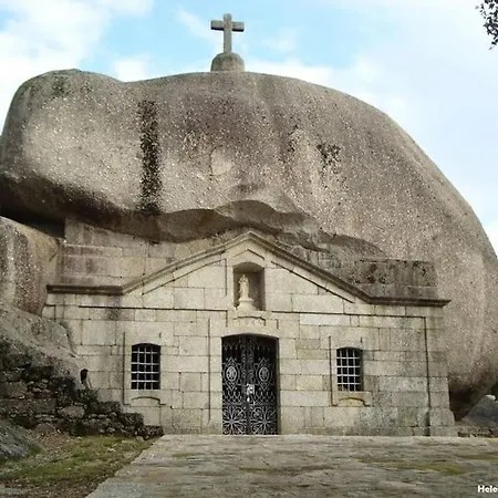 Casa Do Telhado بيت للعطل