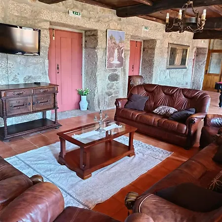 بيت للعطل Casa Do Telhado