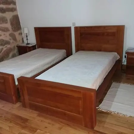 Casa Do Telhado بيت للعطل *